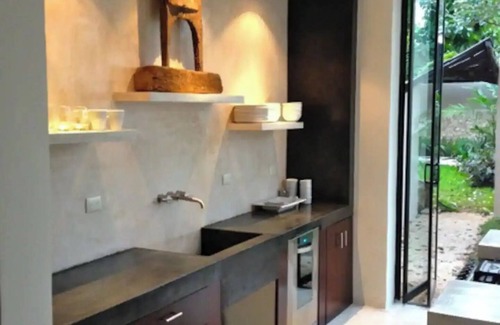 Barrio de Santiago Villa | Majestic Colonial Modern House@Santiago BELLE RIVE