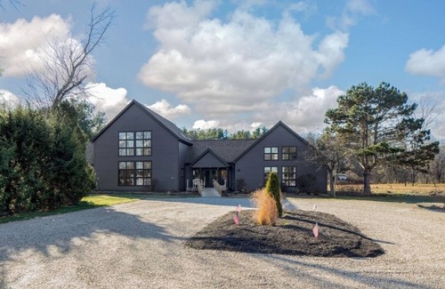 Sheffield House | Majestic Mountain Side Sheffield/Great Barrington/SKI