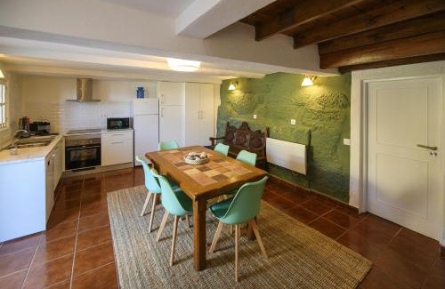 Amarante Villa | Majestic Villa in Amarante with Private Pool