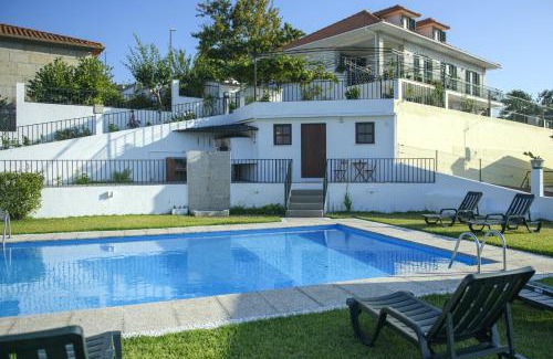 Amarante Villa | Majestic Villa in Amarante with Private Pool