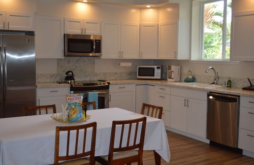 Coconut Grove House | Makana's Place