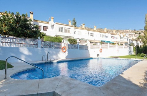 Benalmadena House | MalagaSuite Bungalow Pool