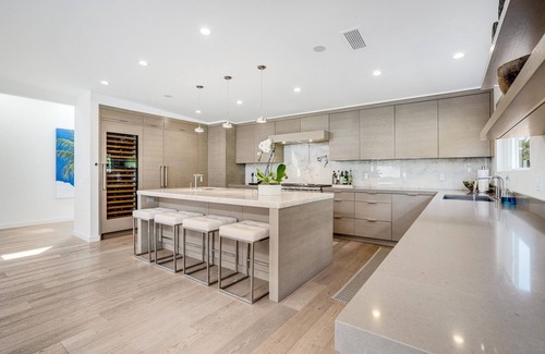 Malibu House | Malibu Beach House with ocean and mountains views with cooling Pacific breezes