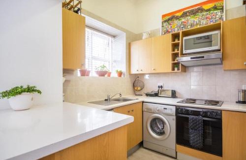 Kalk Bay Apartment | Malloom Cottage