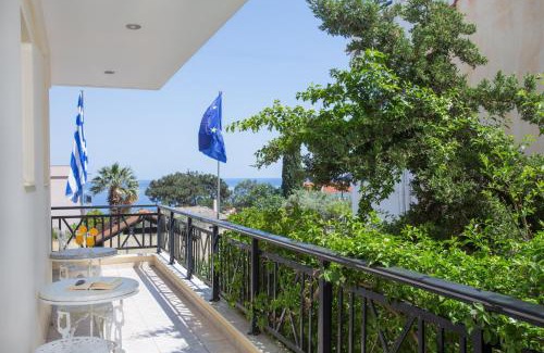 Monemvasia Apartment | Malvasia Corner Studios - ex Romeo's House