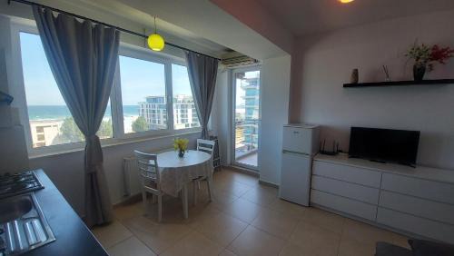 Constanta Apartment | Mamaia Summerland Seaview
