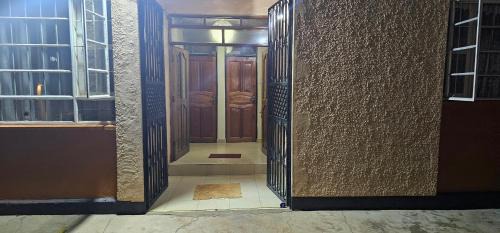 Entebbe House | Mambo Number Five
