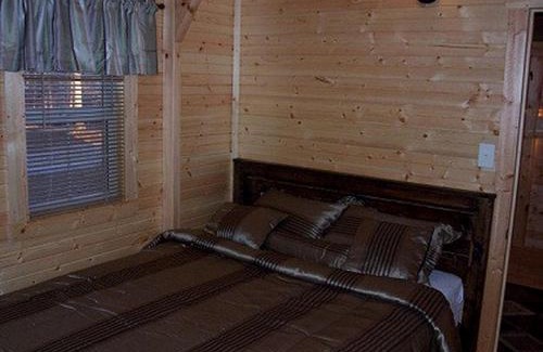 Mammoth Cave House | Mammoth Cave Cabin for a Weekend Getaway from Louisville