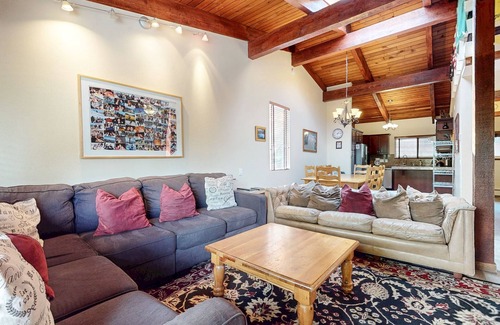 Mammoth Lakes Condo | Mammoth Estates 229 Spacious Pet-friendly Mountain Modern Condo with Private Washer Dryer by RedAwning
