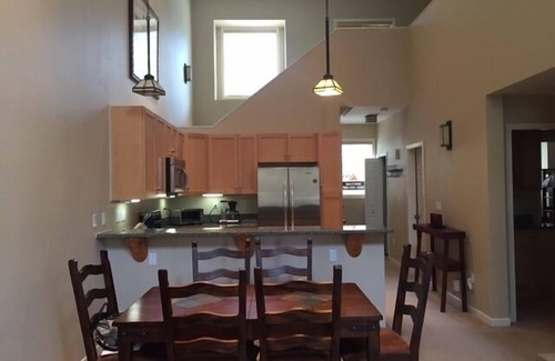 Mammoth Lakes Condo | Mammoth Green, near Eagle Lodge/Chair 15; 3 BR, pets ok