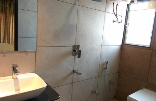 Satara Hotel | Manasi Inn