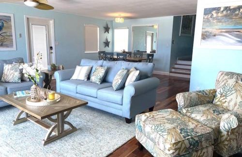 River Ridge Estates House | Manatee Manor Beachfront Retreat