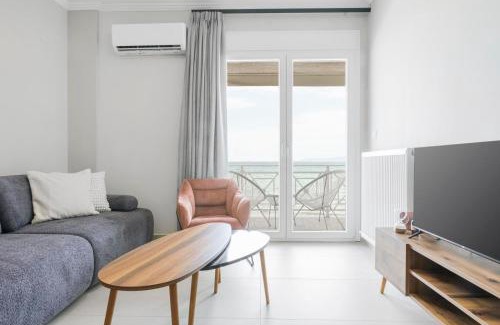 Neoi Epivates Apartment | Manda Ray Seafront Apartment Endless Blue View