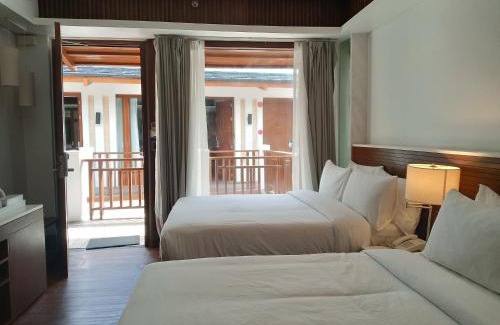 Manoc-Manoc Resort | Mandarin White Sand Boracay