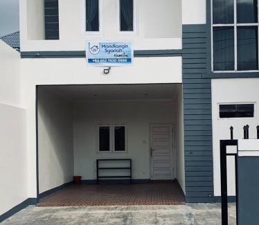 Bukittinggi House | Mandi Angin "Syariah" Homestay