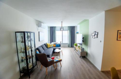 Beersheba Apartment | Mandy's Place - By Soroka Medical Center and BGU