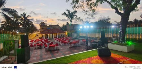 Ullal Resort | Maneva Comforts