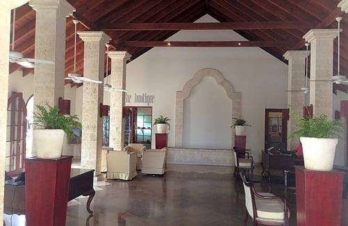 Lascelles Hotel | Mango Bay All Inclusive