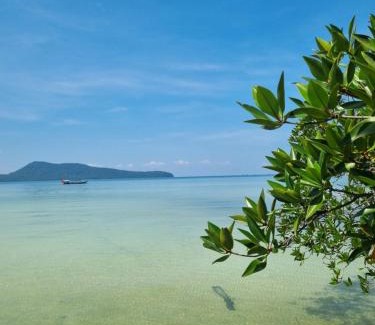 Koh Rong Sanloem Cabin | Mangrove Beach Bungalows