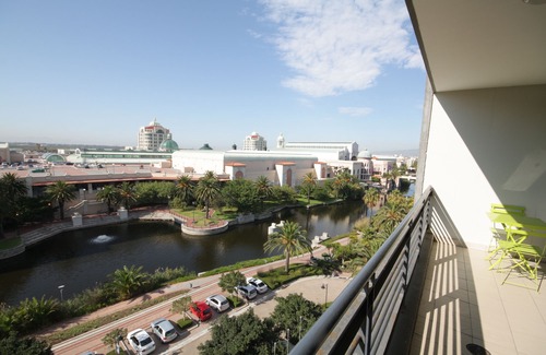 Century City Hotel | Manhattan Luxury Apartments