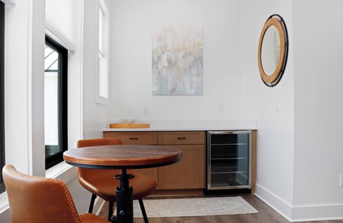 Port St. Joe House | 🌴Manhattan | Upstairs Duplex w/2 Decks | Walk to Marina | Pet Friendly 🐾