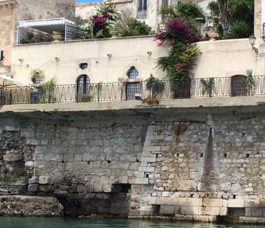 Ortigia Apartment | Maniace Suites