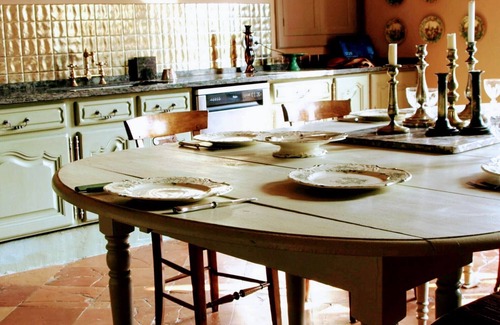 Saint-Ferme House | Manoir des Vites, stunning country house set amongst the vineyards of Bordeaux