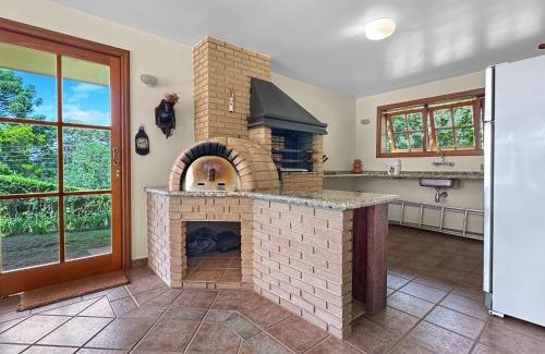 Vila Inglesa House | Mansão com 5 Suítes Churrasqueira Solarium Lareira