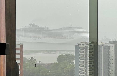 Ilheus House | Mansão com Vista 180 Graus Para Mar. 1000m2 de Área