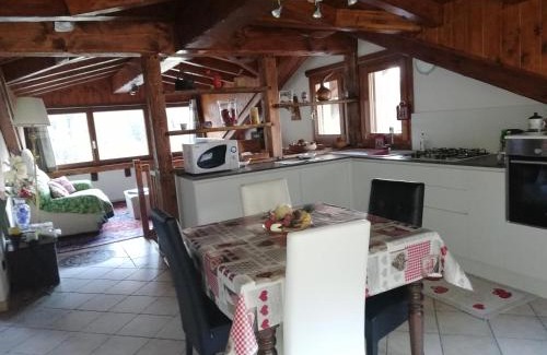 La Thuile Apartment | Mansarda luminosa