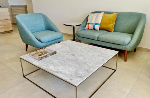 Menton Apartment | Mansfield vue carte Postale Terrasse Piscine 2