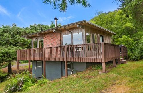 Neahkahnie Beach Apartment | Manzanita Beach Ocean View Cabin Pet Friendly
