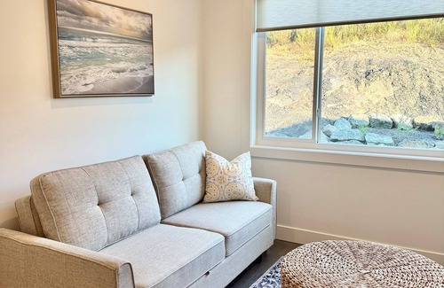 North Cowichan Apartment | Maple Bay Hideaway suite NEW - 1 Bed 1 bath in Maple Bay