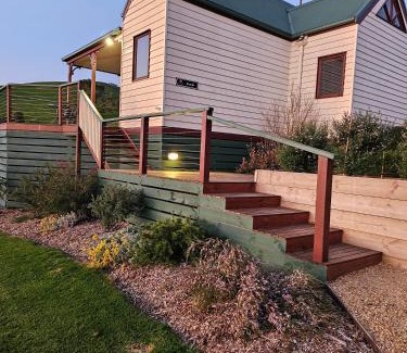 Dumbalk House | Maple Ridge Cottages