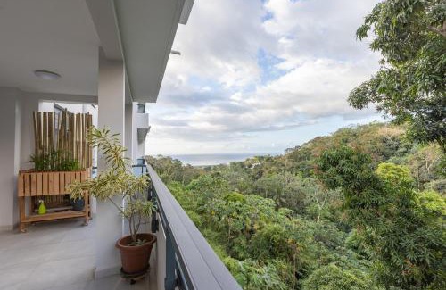 Faaa Apartment | Maraea Deluxe Apt 2BR 2BA with Pool View near Tahiti Airport