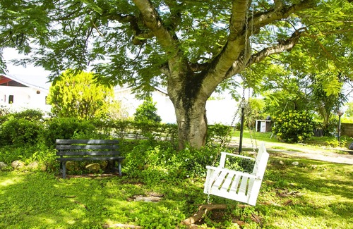 Discovery Bay Villa | Maranatha Villa