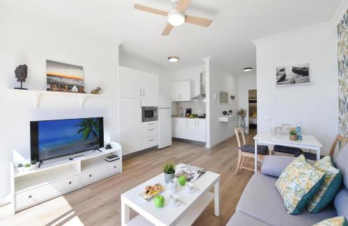 Arguineguin Apartment | Maranuelas Beachfront 305 FP by VillaGranCanaria
