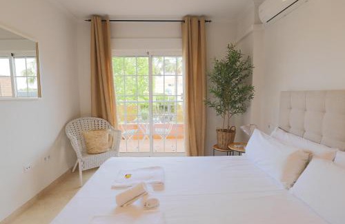 Canet de Berenguer Apartment | Maravilloso adosado para 8 en entorno privilegiado by Hometels