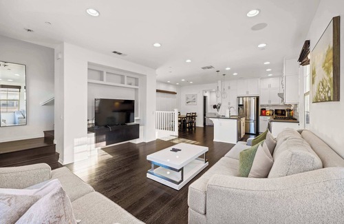 Portola Springs House | @ Marbella Lane - Cozy 4BR Home In Portola Spring