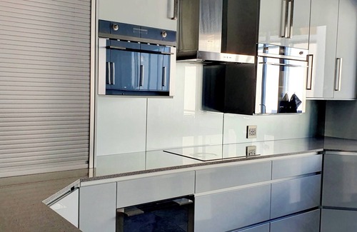 Green Point Villa | MARBLE BLUE