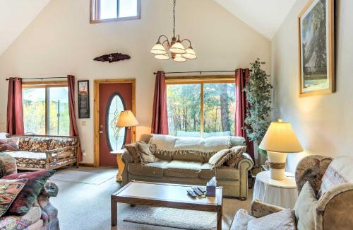 Marble House | Marble Hideaway Cabin with Mountain Views and Deck!