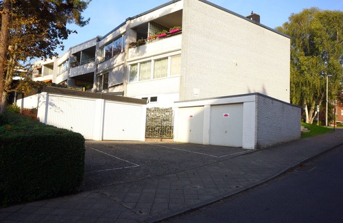 Erkrath Apartment | Marcel Bruckmann's spa