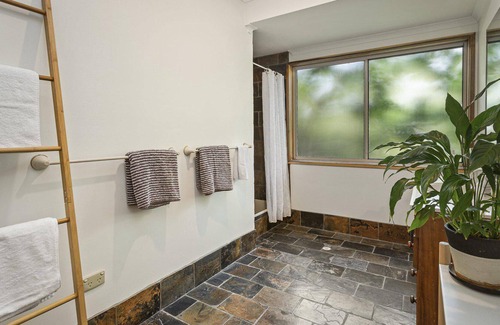 Marengo House | Marengo Hideaway - Escape To Beach & Otway Views *New Listing 2019*