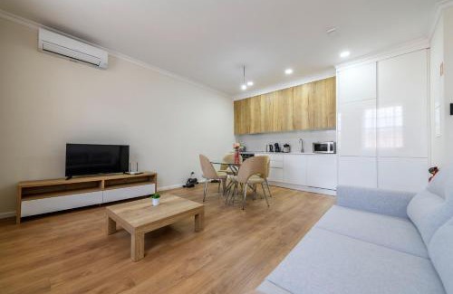 Guimaraes Apartment | Maria de Lurdes Residências