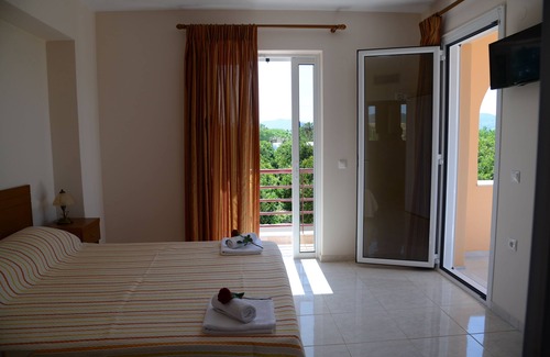 Drepano House | Maria's Filoxenia Suites