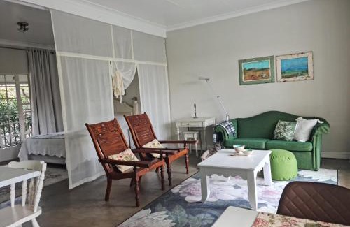 Greater Johannesburg Metropolitan Area Apartment | Maria's in Melville