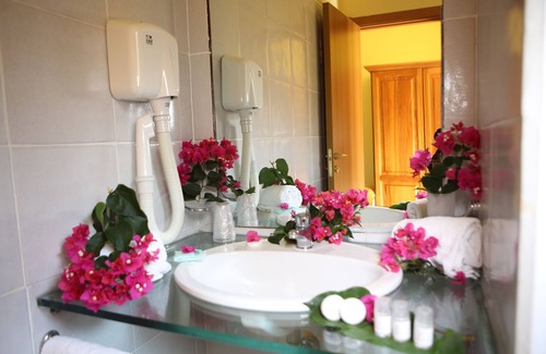 Botricello Hotel | Marina del Marchese Beach Resort