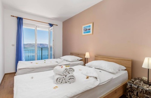 Vratarusa Apartment | Marina (SNJ103) by Interhome