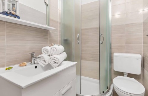 Vratarusa Apartment | Marina (SNJ107) by Interhome