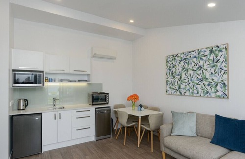 Napier Cottage | MARINE VIEWS - NAPIER UPSTAIRS UNIT, family friendly in Napier